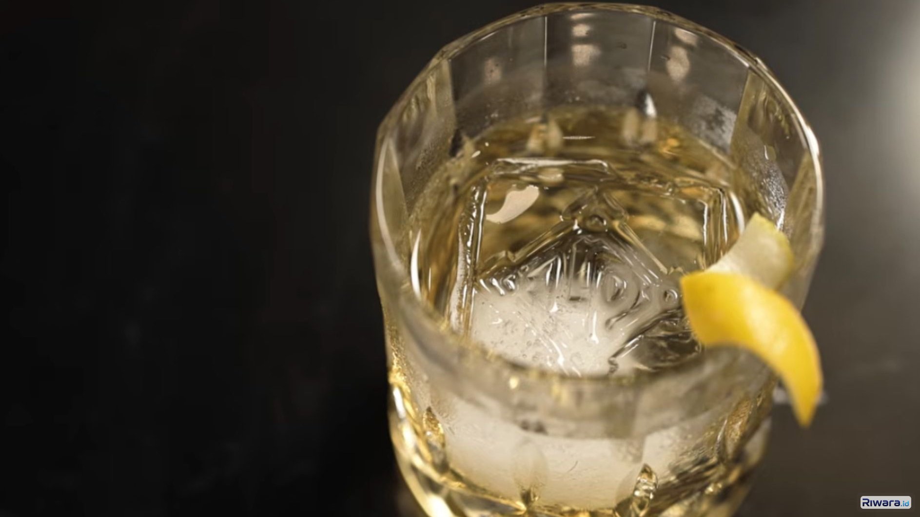 Kapal Super Mewah dengan tema Supper Club